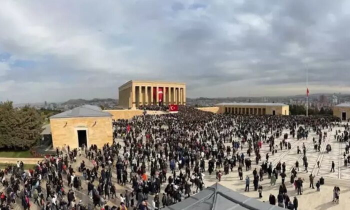 10 Kasım’da Anıtkabir’i kaç kişi ziyaret etti?