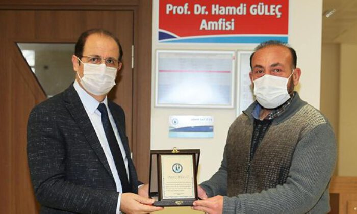 Bayburt’ta üniversiteden ahde vefa