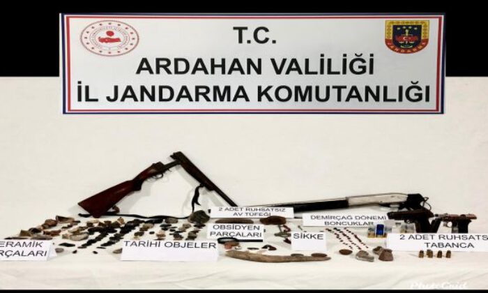 Ardahan’da Jandarma’dan tarihi eser operasyonu